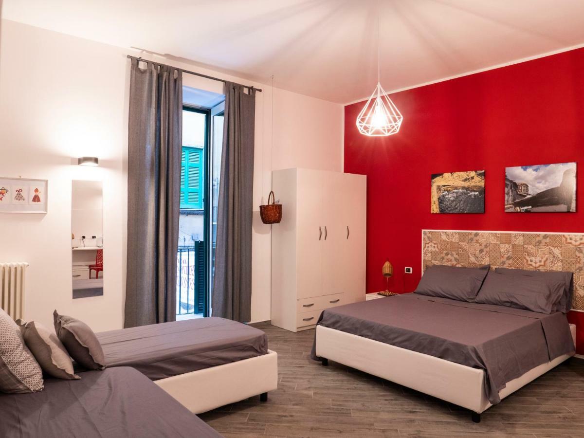 B&B Cosmoneapolitan Oda fotoğraf